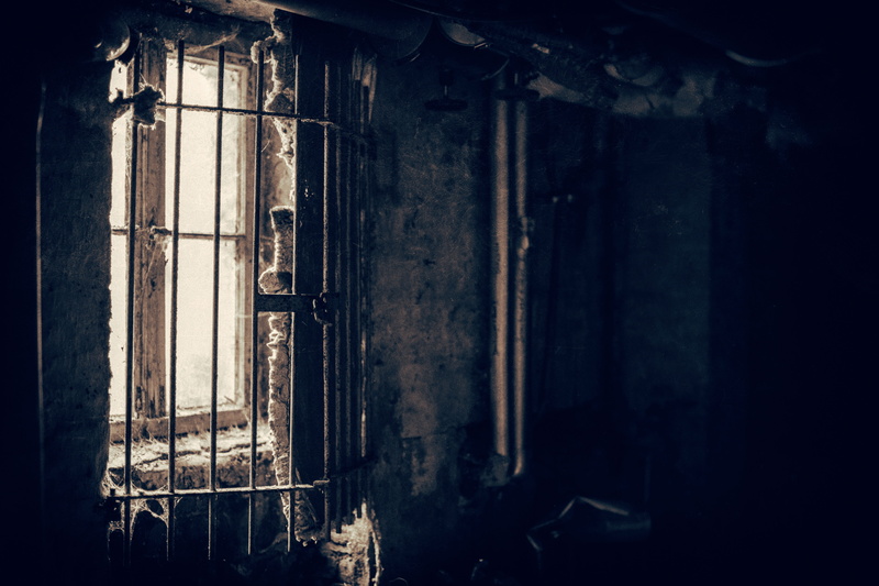 obsolete, decline, windowpane, abandoned, closeup, architecture, dirty, grille, entrance, no people, fence, 5K, metal, building, photo, wood - material