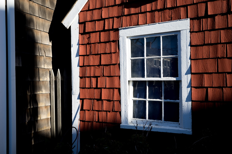 brick, building, transparent, texture, garden, no people, shadow, built structure, glass, lighting, 5K, pattern, red, windowpane, outdoors, tiles, sunlight