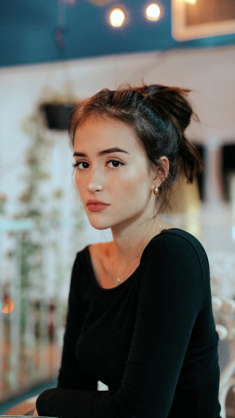 beautiful, caucasian, posing, lifestyles, cute, sleeved, caucasian Ethnicity, modern, no make-up, alegrillo, only Women, top, portrait, women, real People