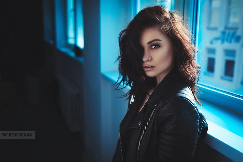 women, face, beauty, long hair, brown hair, looking at camera, young women, leather jackets, one person, leather, beautiful woman, young adult, adult, fashion