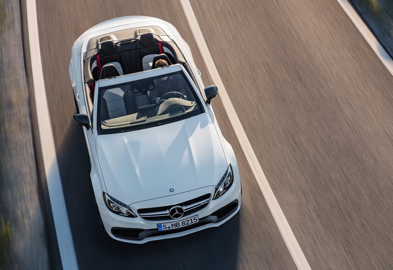 driving, cabriolet, motor vehicle, outdoors, high angle view, mercedes-benz, land vehicle, day, on the move, c63, speed, racecar, mode of transportation