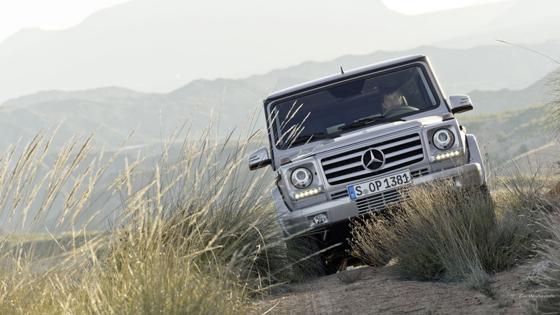 Mercedes Benz, grass, landscape, beauty in nature, 1080P, ford, silver cars, no people, nature, outdoors, sky, land vehicle, black, non-urban scene, land