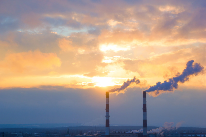 smoke stack, spb, high, plant, smoke - physical structure, structure, smog, pipes, smoke, 4K, sunset, air, fumes, emitting, cooling tower, atmospheric