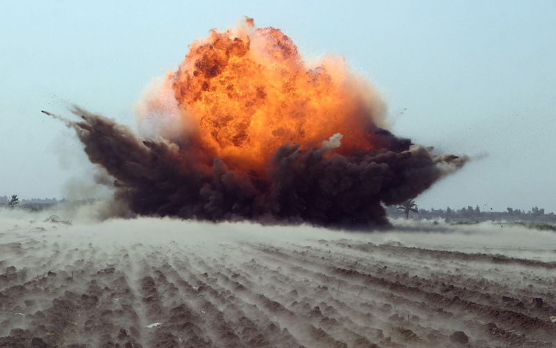 flame, exploding, fire, military, no people, destruction, erupting, land, army, nature, bomb, war, explosive, conflict, aggression, fighting, burning, weapon