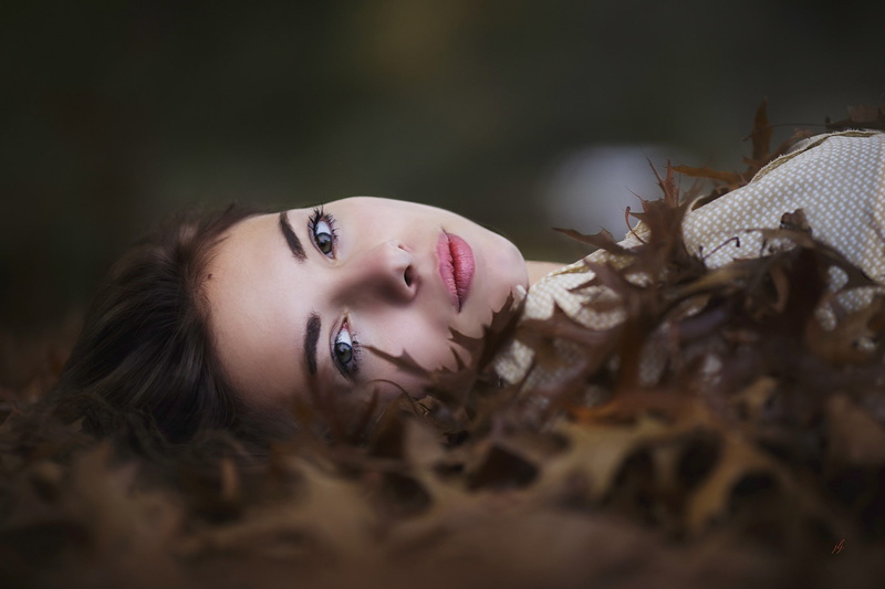Joan Le Jan, contemplation, portrait, one person, child, smiling, leaves, hair, young women, 1080P, beauty, headshot, hairstyle, young adult, lifestyles