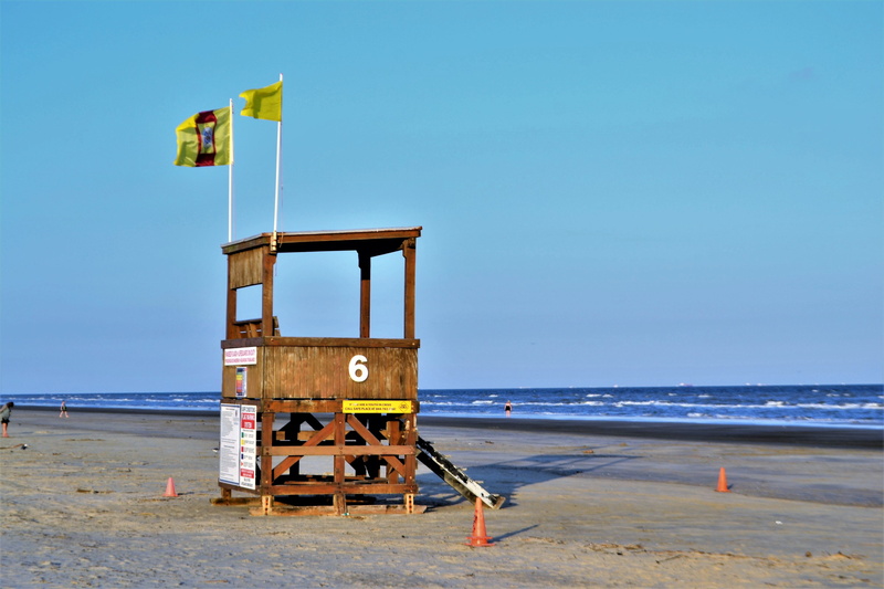brown, safer, land, outdoors, rescue, security, sky, life, ladder, sea level, life guard station, signs, red, hazard, danger, risky, 4K, fun, at your own risk