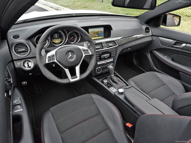 control, vehicle interior, cars, luxury, 720P, no people, glass - material, dashboard, speedometer, control panel, vehicle part, day, travel, car interior