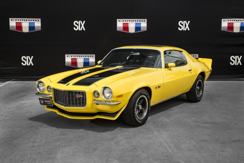 Chevrolet, 2K, land vehicle, Camaro, 1970, flag, retro styled, yellow taxi, taxi, public transportation, yellow, street, outdoors, motor vehicle, Z28