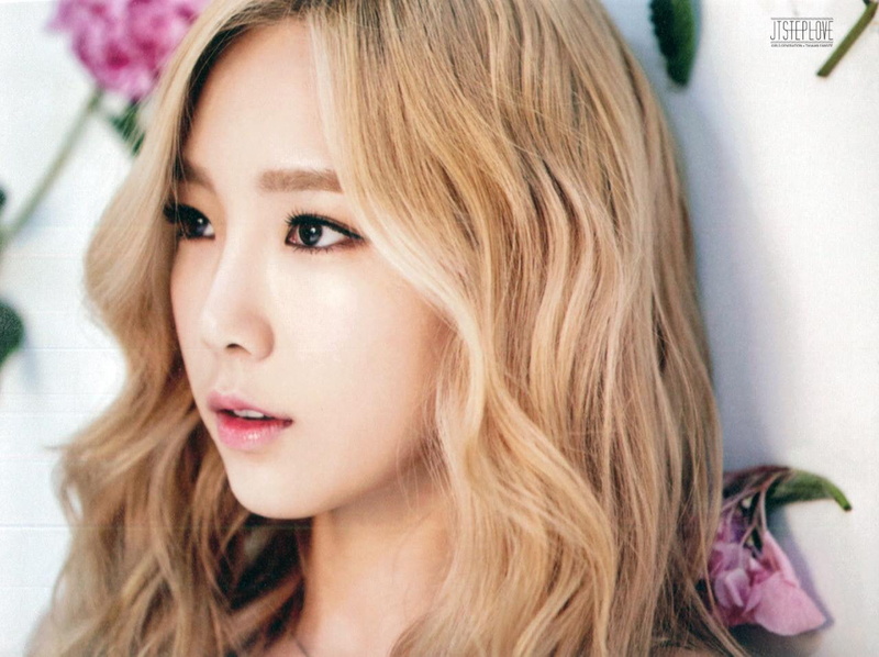 long hair, body part, beautiful people, Kim Tae-Yeon, fashion, Asian, headshot, kim taeyon, human hair, human body part, teenager, hair, hairstyle, beautiful woman