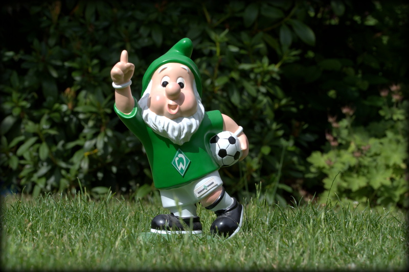 nature, playing, garden gnome, one person, bremen, men, sport, werderbremen, representation, plant, football, full length, fanartikel, innocence, hb, land