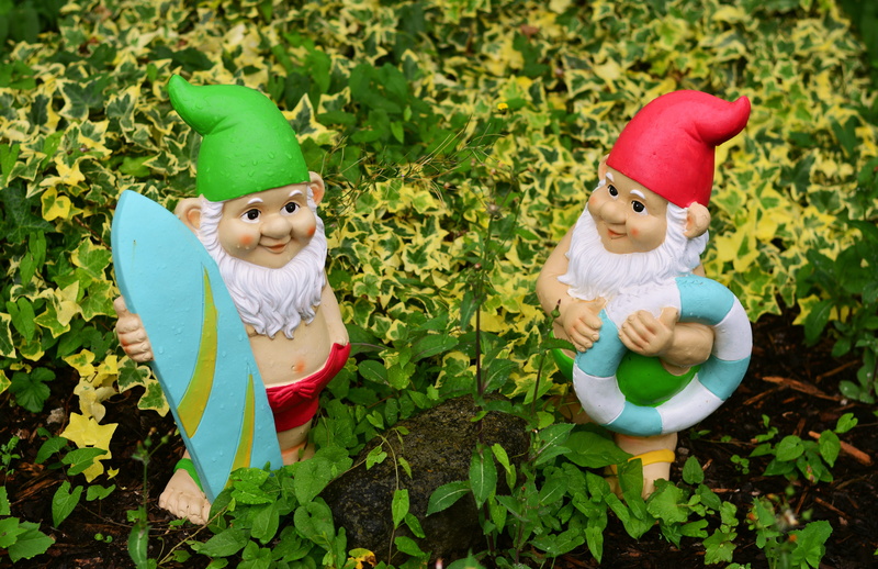 summer, dwarf, funny, female likeness, decoration, baby, 5K, plant, deco, leaf, creativity, sister, plant part, representation, cute, portrait, day, garden gnomes