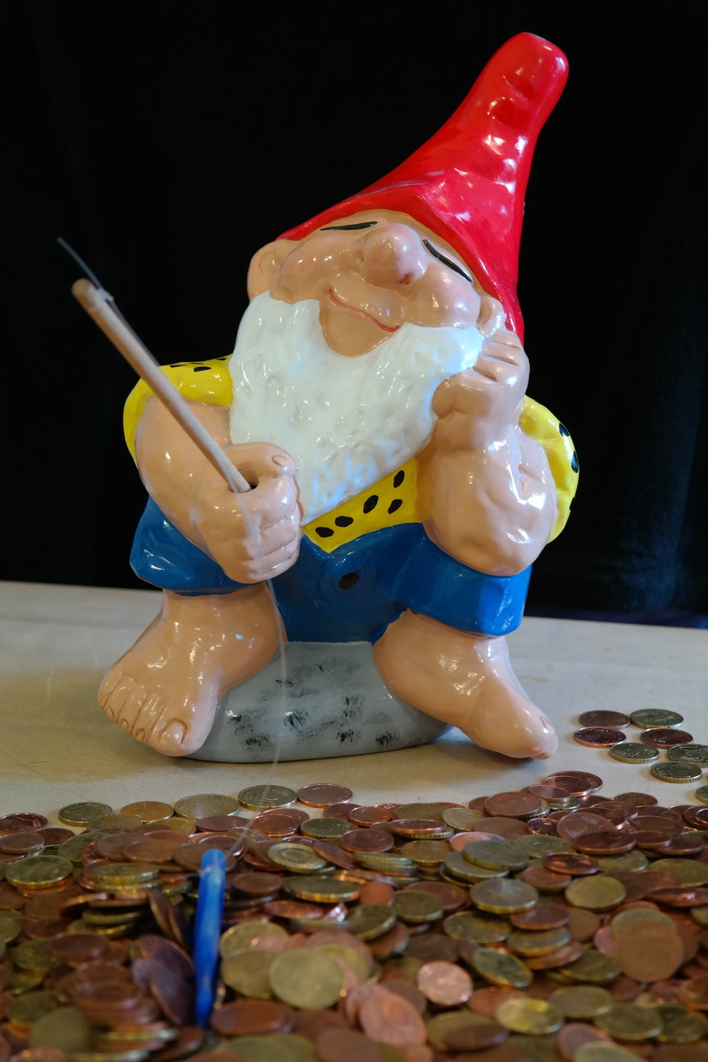 food and drink, coins, sweet, copper, figurine, garden gnome, coin, sweet food, 5K, lot, indoors, figure, nordic gold, ready-to-eat, spoon, dime pieces