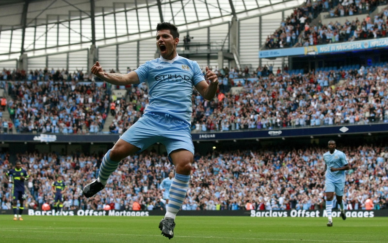 young adult, pleasure, sports Race, sport, sportsman, competition, action, competitive Sport, jersey, sports Track, sports Venue, people, men, stadium