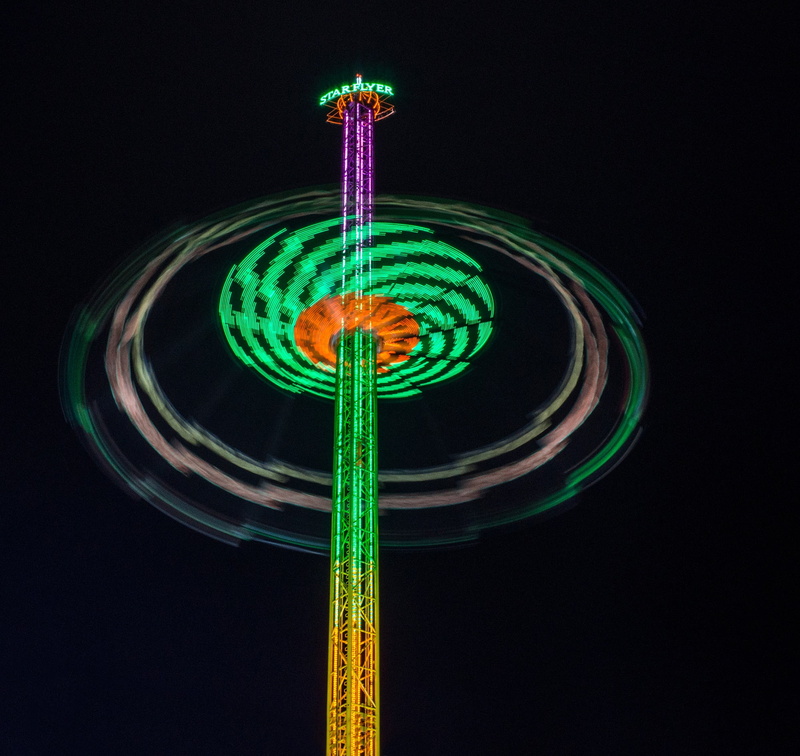 fly, cannstatter wasen, colorful, cannstatt, outdoors, multi colored, blurred motion, close-up, bad cannstatt, movement, excitement, fairground, turn, amusement park ride