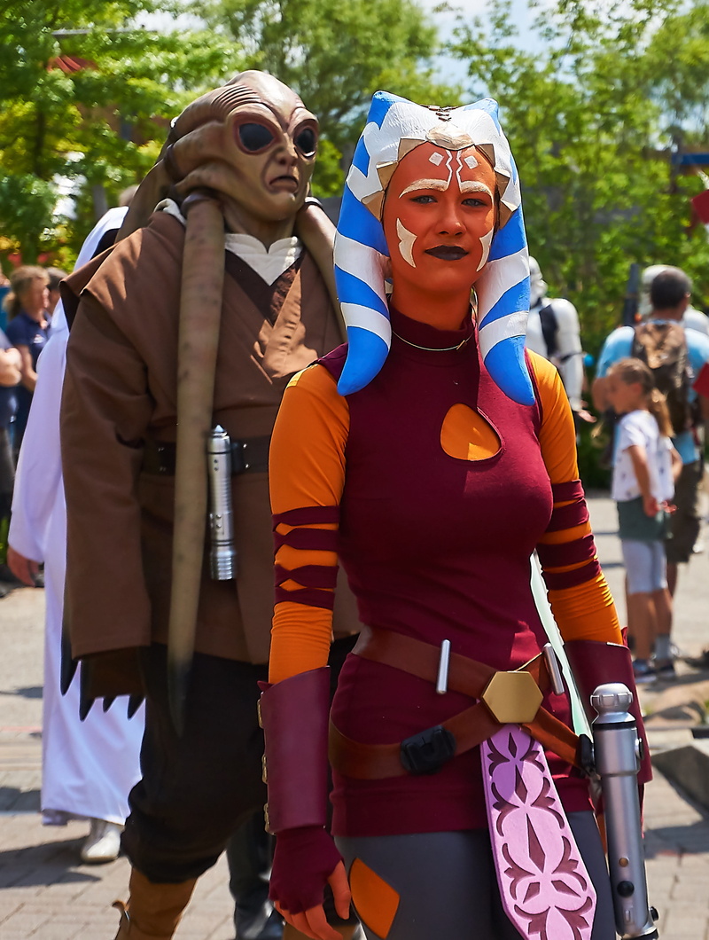 outdoors, lego blocks, focus on foreground, emotion, building blocks, film, 2K, costume, day, war, toys, pleasure, star wars, happiness, play, leisure activity