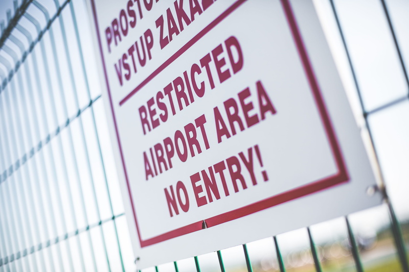 communication, focus on foreground, red, Area, airplanes, day, guidance, close-up, tilt, flights, entry, western script, healthcare and medicine, hospital