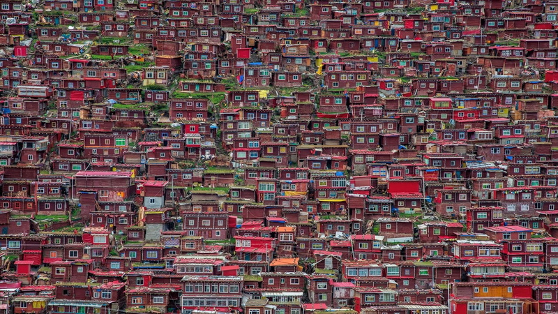 brick, sertar, large group of objects, larung gar, buddhist, wall, building exterior, travel destinations, dormitories, pattern, architecture, built structure