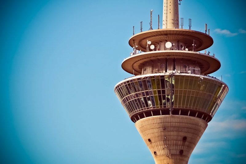 no people, travel destinations, skyscraper, clear sky, 4K, places of interest, building, office building exterior, landmark, sky, high, copy space, built structure