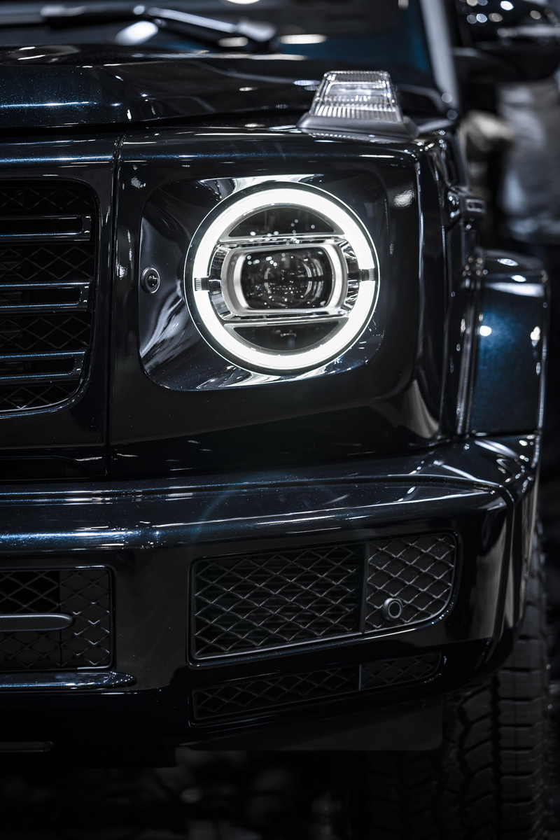 g wagon, benz, metal, chrome, hypebeast, car, land vehicle, focus on foreground, close-up, day, mercedes, depth of field, car interior, technology