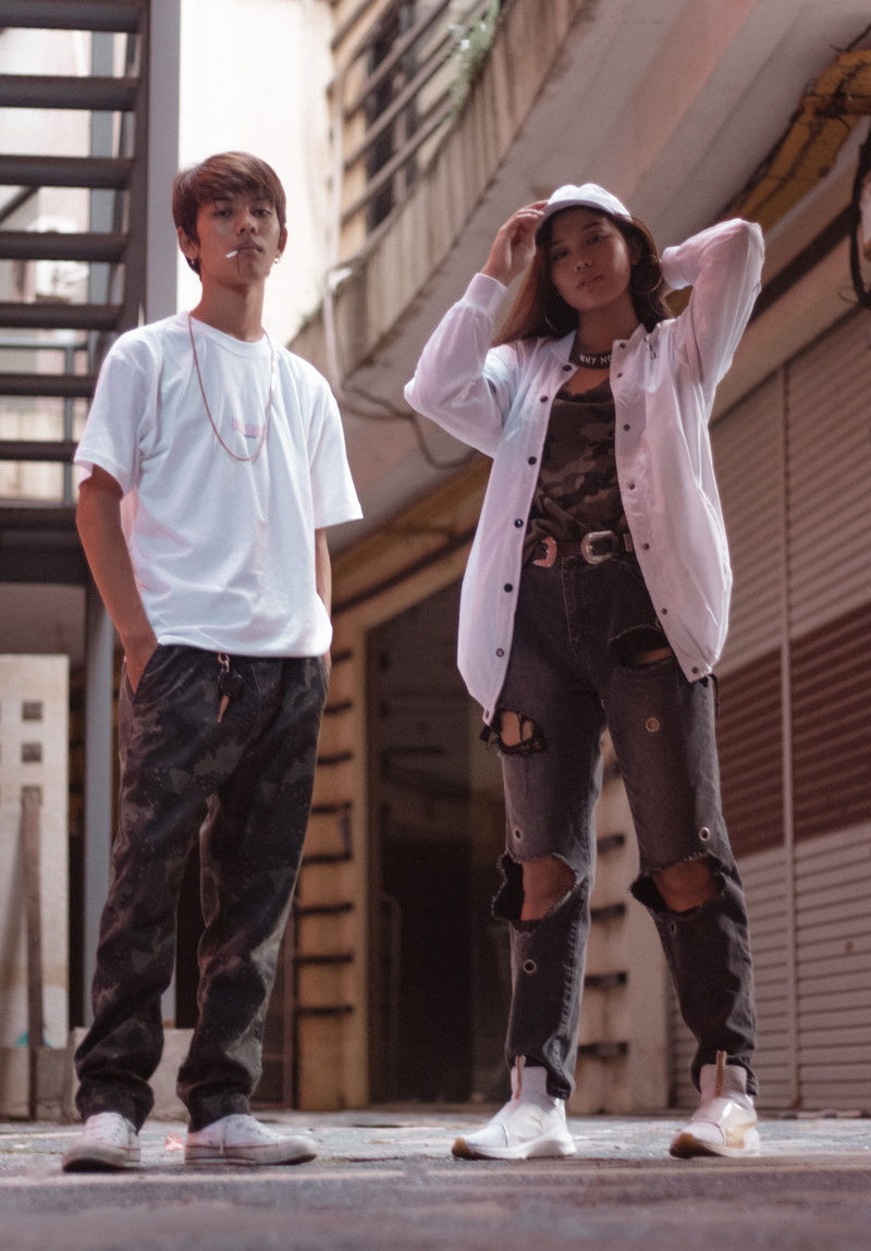 adult, casual clothing, lifestyles, hype, tokyo, built structure, standing, architecture, women, boy, japan, real people, young men, outdoors, full length
