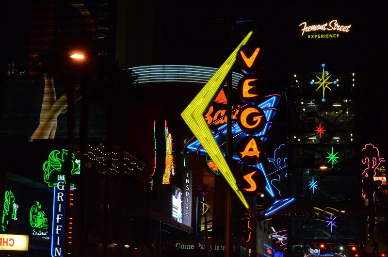 color, road, motel, casino, food, hotel, bar, market, neon, office, cities, night, street, lights, restaurant, vacancy, 1080P