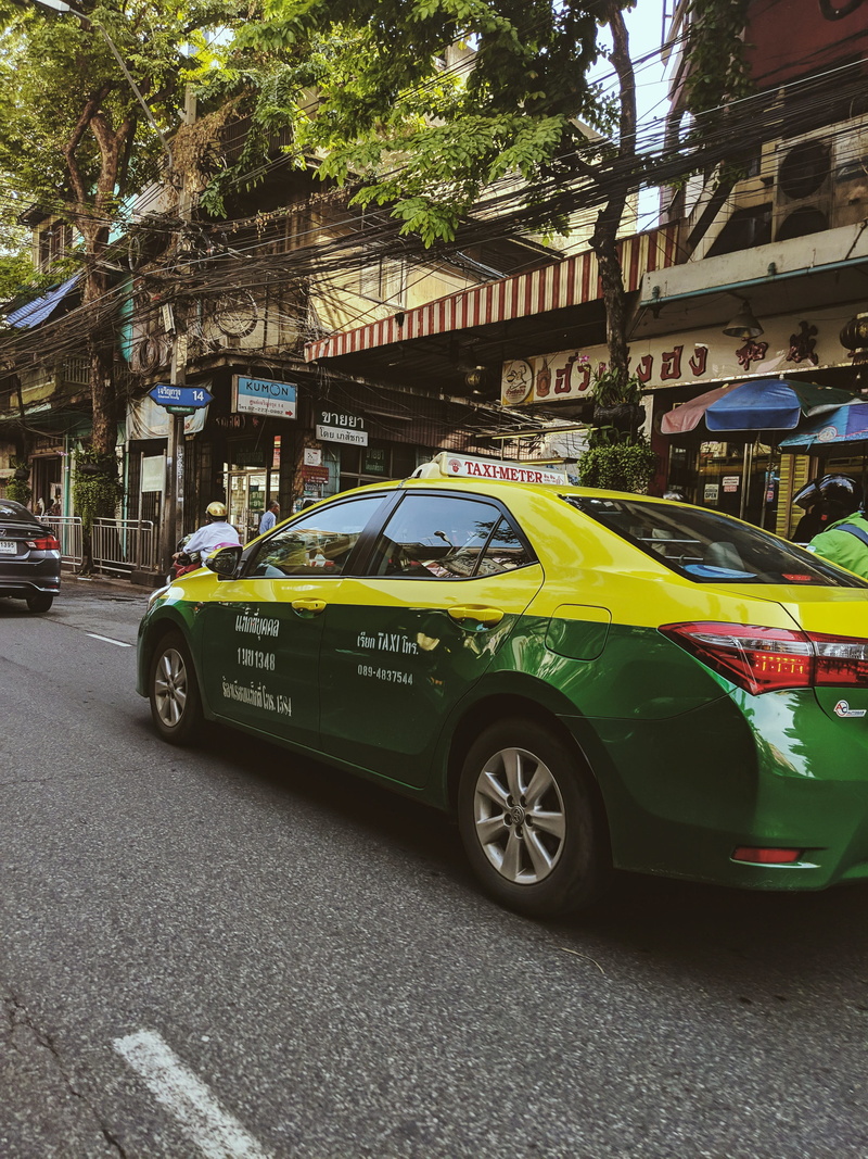 plant, car, built structure, vehicle, architecture, 4K, Bangkok, motor vehicle, cab, transportation system, no people, city street, day, taxi, tree, city