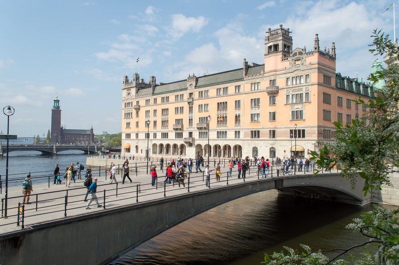 cloud - sky, leisure activity, sweden, water, canal, real people, 5K, city, pedestrians, day, gamla stan, crowd, group of people, building exterior, building