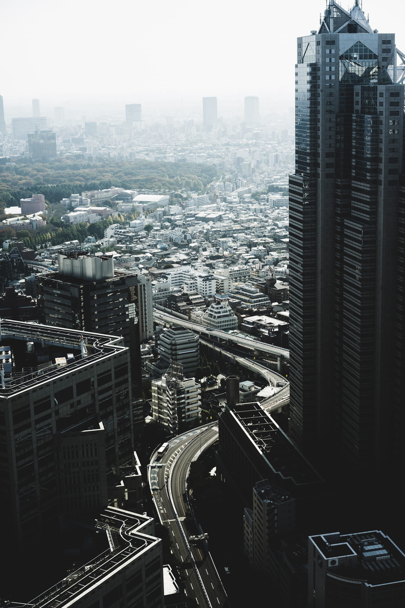 building, day, aerial, drive, tall building, building exterior, city skyline, modern, city, photography, built structure, high angle view, cityscape, no people