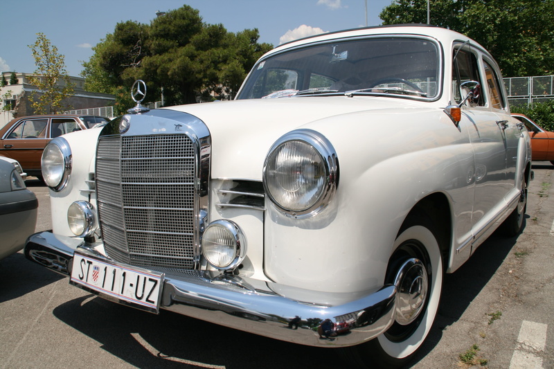 Style, headlight, no people, transportation, nature, 4K, Mercedes, vintage car, chrome, land vehicle, silver colored, front view, mode of transportation