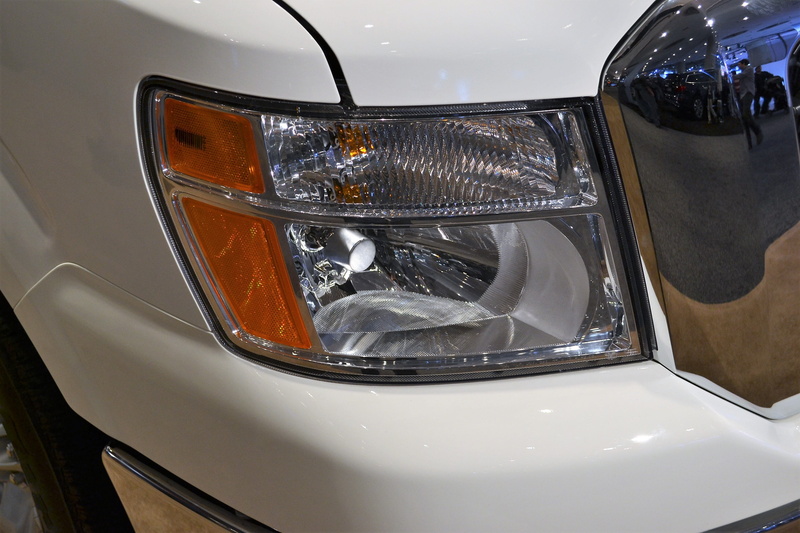 headlamp, transportation, lifestyles, travel, no people, headlight, mechanic, motor vehicle, modern, automotive, transport, shiny, automobile, white, power