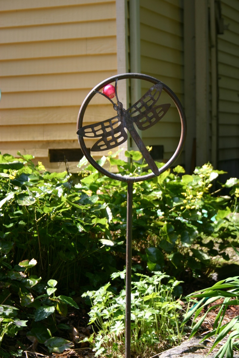 front or back yard, leaf, dragonfly, building, house, holiday, plant part, garden, freshness, green color, day, decoration, metal, sunlight, focus on foreground