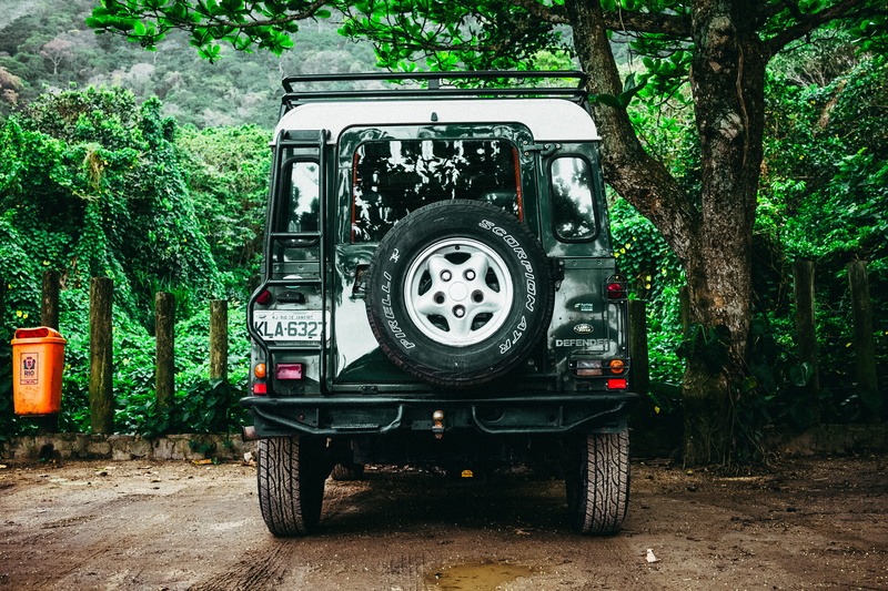 rio, nature, jeep, transportation, mud, trees, no people, defender, land vehicle, outdoors, car, green color, plant, mode of transportation, travel, motor vehicle