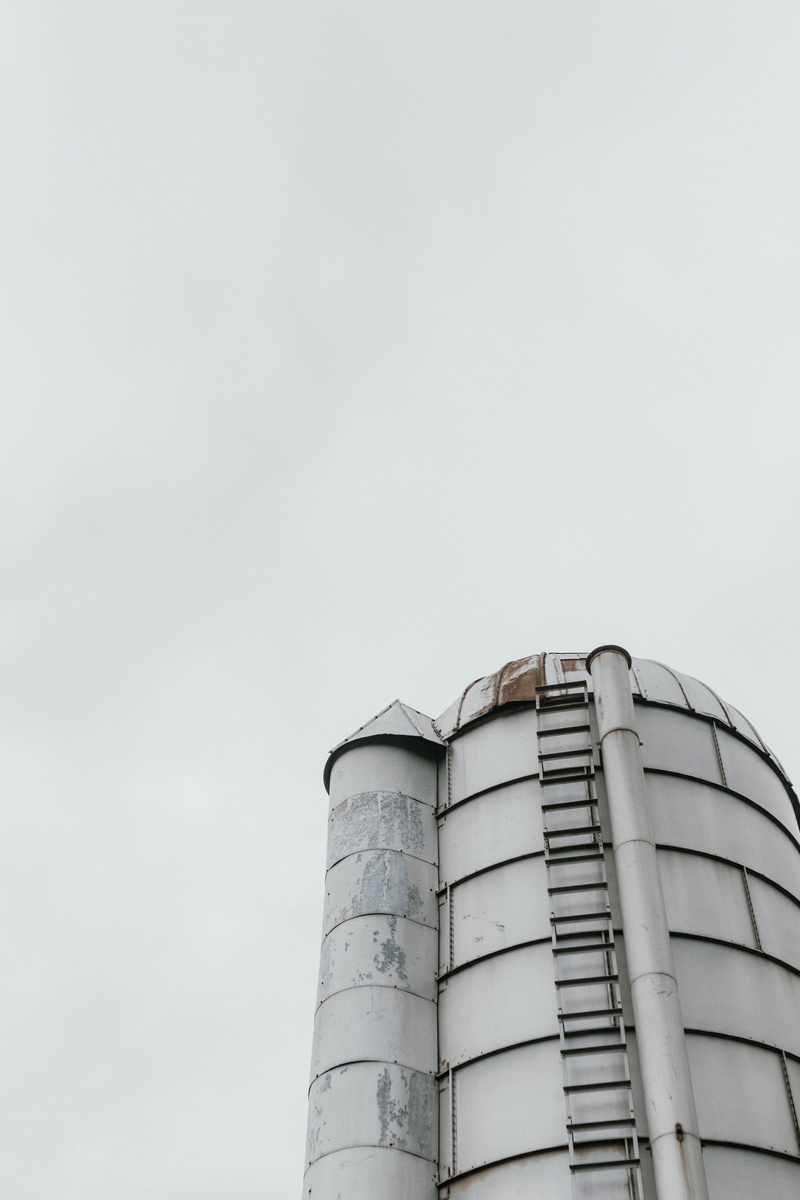 skies, silo, looking up, nature, storage compartment, container, jug, neighborhood, low angle view, 4K, brewery, day, tall - high, roof rack, concrete