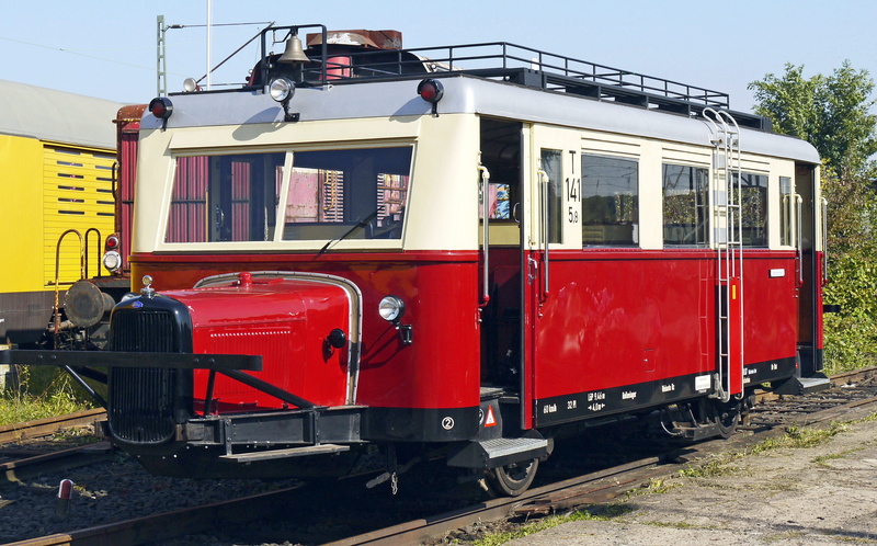 building exterior, tradition, historically, german reichsbahn, museum day, built structure, mode of transport, city, railway museum, land vehicle, architecture