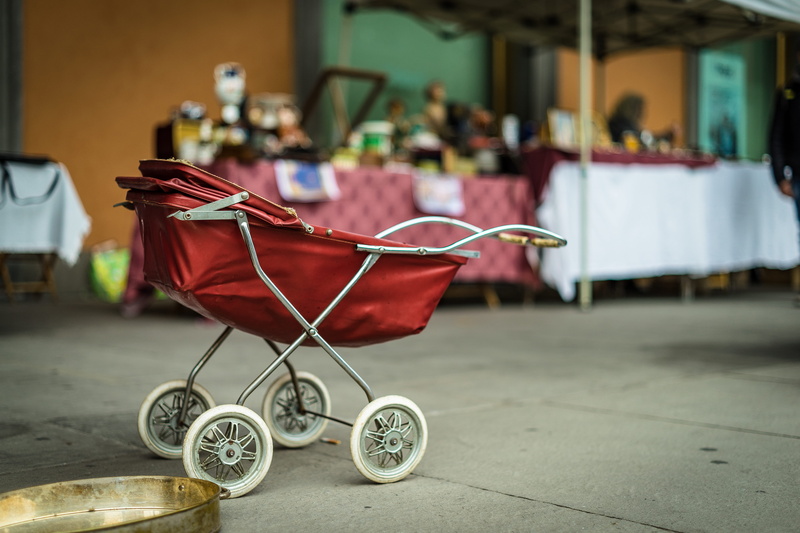 antique, business, s, street, focus, red, child, used, chair, market, absence, table, architecture, flea, day, stroller, transportation, kid, photography