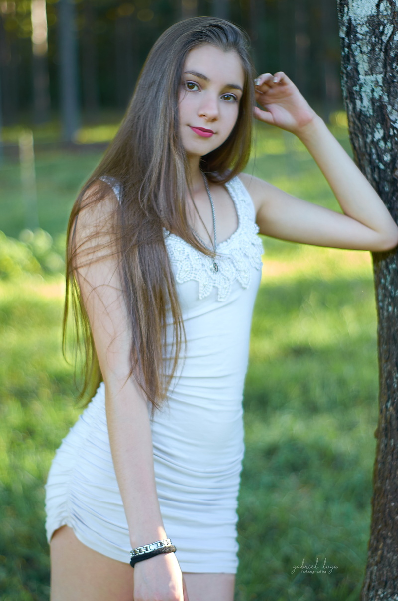 Yanela Roda, high waisted short, ballerina, brunette, long hair ...