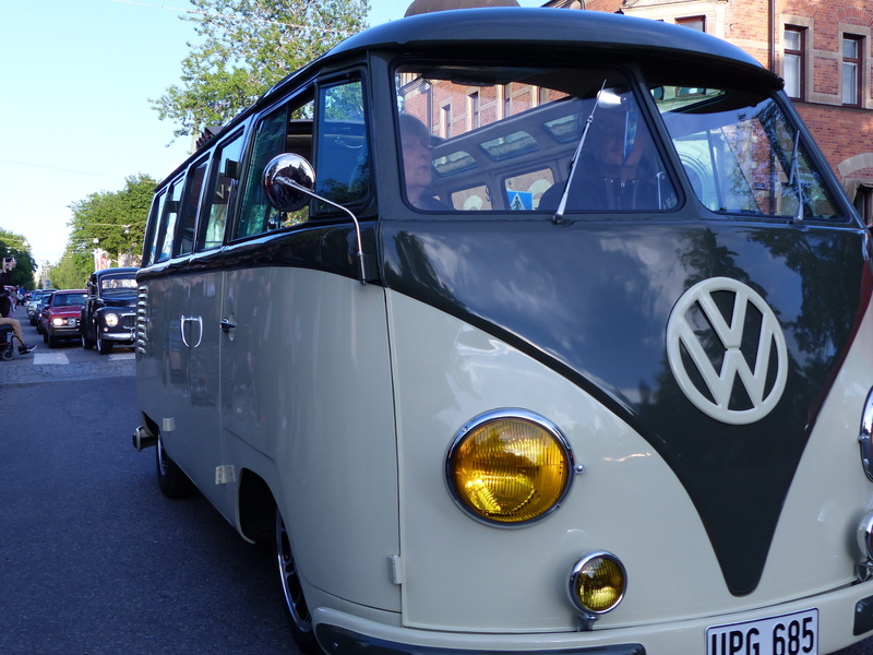 city, land vehicle, no people, architecture, Vw Bus, vw, Cars, built structure, Umeå, 4K, Wheels, stationary, headlight, car, road, close-up, minibus