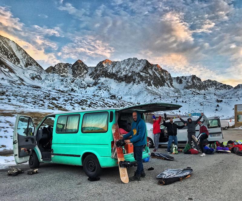 2K, promontory, snowcapped mountain, cloud - sky, winter, sky, snow, person, spoke, five, bus, machine, minibus, group of people, scenics - nature, apparel