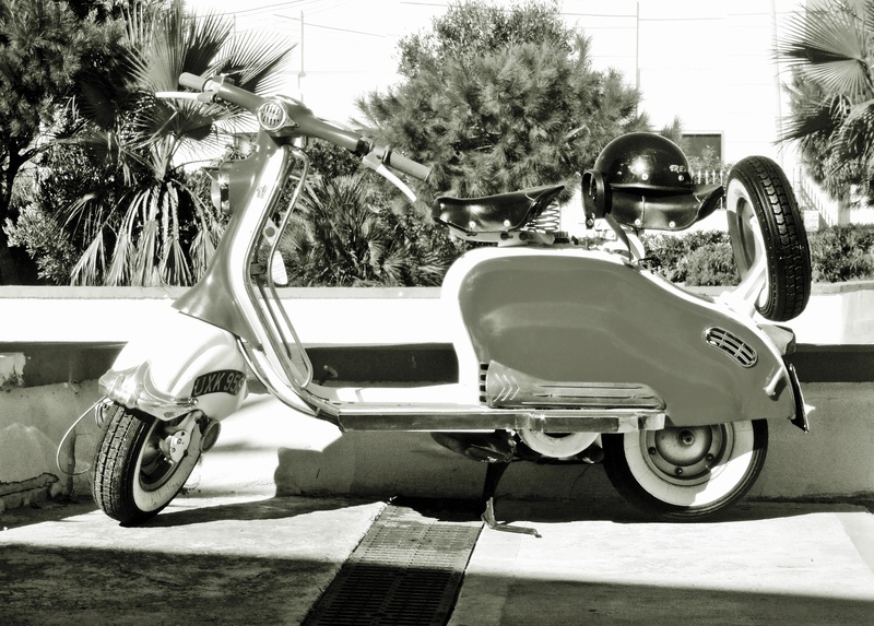 bike, building exterior, nature, outdoors, day, architecture, 1080P, malta, vintage, motor vehicle, classic, plant, red lambretta scooter, transport, transportation
