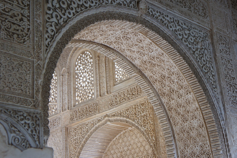 craft, pattern, arabic, low angle view, 2K, day, palace, no people, architecture and art, indoors, architecture, ceiling, history, creativity, travel destinations