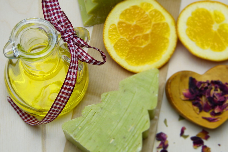 wash, healthy eating, rose oil, leaf, decor, wellbeing, essential oils, beauty, linseed oil, lemon, christmas tree, food, accent, oil, relaxation, orange