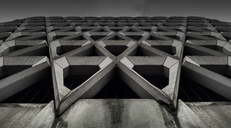 pattern, geometry, construction industry, in a row, wheel, tire, architure, sky, structure, car, concrete, shape, design, day, steel, nature, built structure