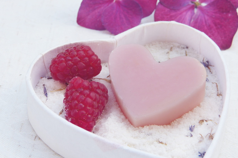 body care, ready-to-eat, skin, dessert, raspberry, cell renewal, soap dish, close-up, food and drink, sweet, heart, heart shaped, kind to the skin, beauty