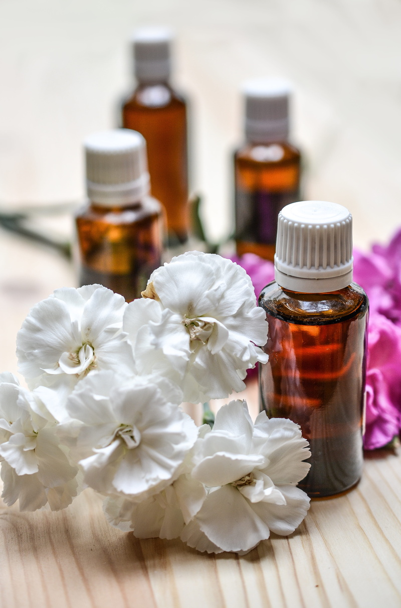 scented, alternative Therapy, glass, glass bottle, no people, scent, flower, massage, alternative, body Care, zen, close-up, flower head, aromatic, natural