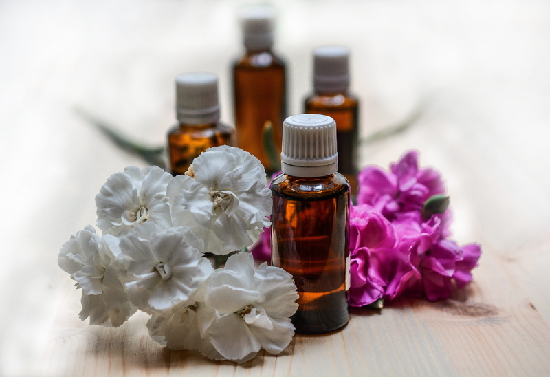 body, close-up, liquid, flower head, alternative therapy, essential, flowering plant, bottle, body care, herbal, s, alternative, aromatherapy oil, plant