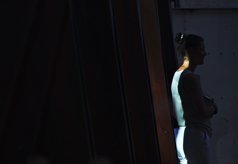 profile view, contemplation, wan chai, women, dark, people, street, one person, side view, leisure activity, copy space, architecture, young adult, lifestyles