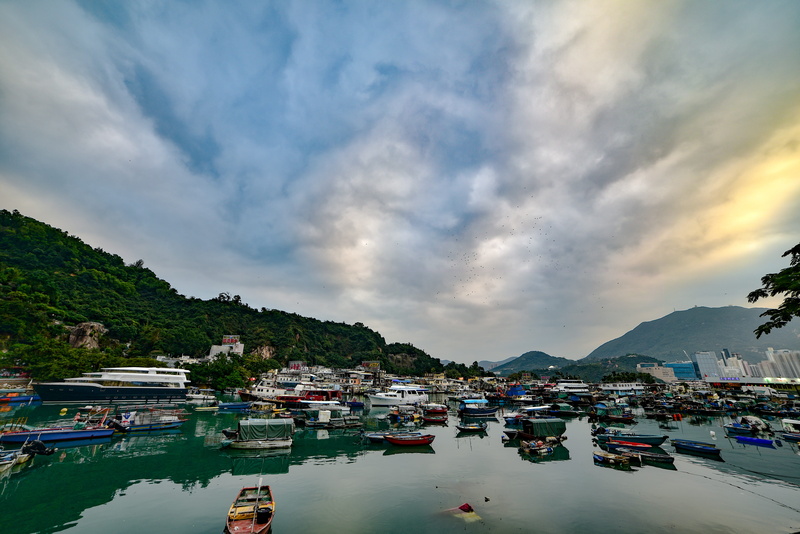 hong kong, cloud - sky, 5K, vehicle, outdoors, moored, boats, mode of transportation, built structure, water, beauty in nature, transportation, ship, waterfront