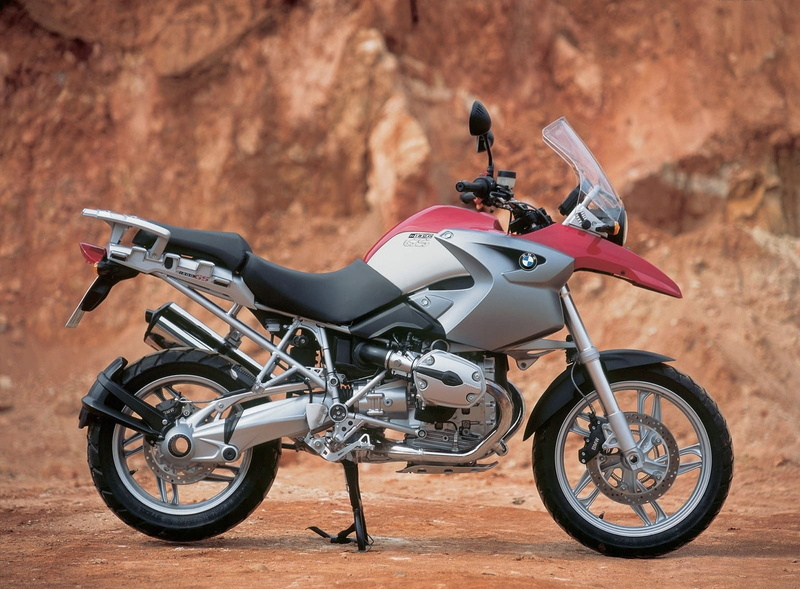 land vehicle, day, helmet, full length, focus on foreground, nature, transportation, leather, black, red, gs, mode of transportation, sports helmet, Motorcycles