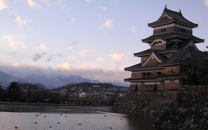 cloud - sky, sunset, scenics - nature, no people, mountain range, outdoors, matsumoto castle, travel destinations, architecture, sky, built structure, water