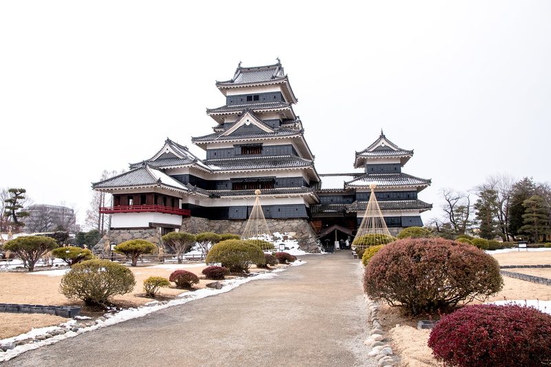 place of worship, japan, japanese, plant, building exterior, travel destinations, spire, matsumoto, building, samurai, castles, built structure, tree, nature